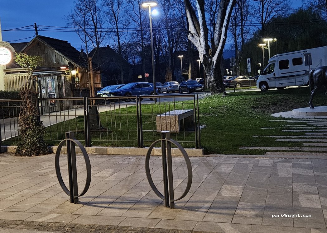 (3210)  - 4c Stari trg — foto
