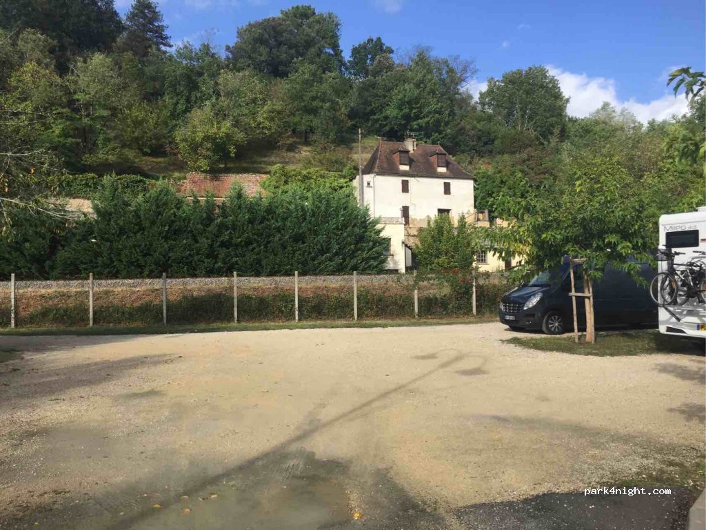 (24150) Saint-Capraise-de-Lalinde - 8 D660 — foto 2
