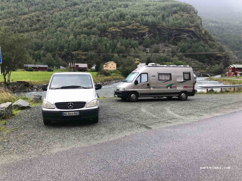 (5743)  - Lundaåkeren — foto