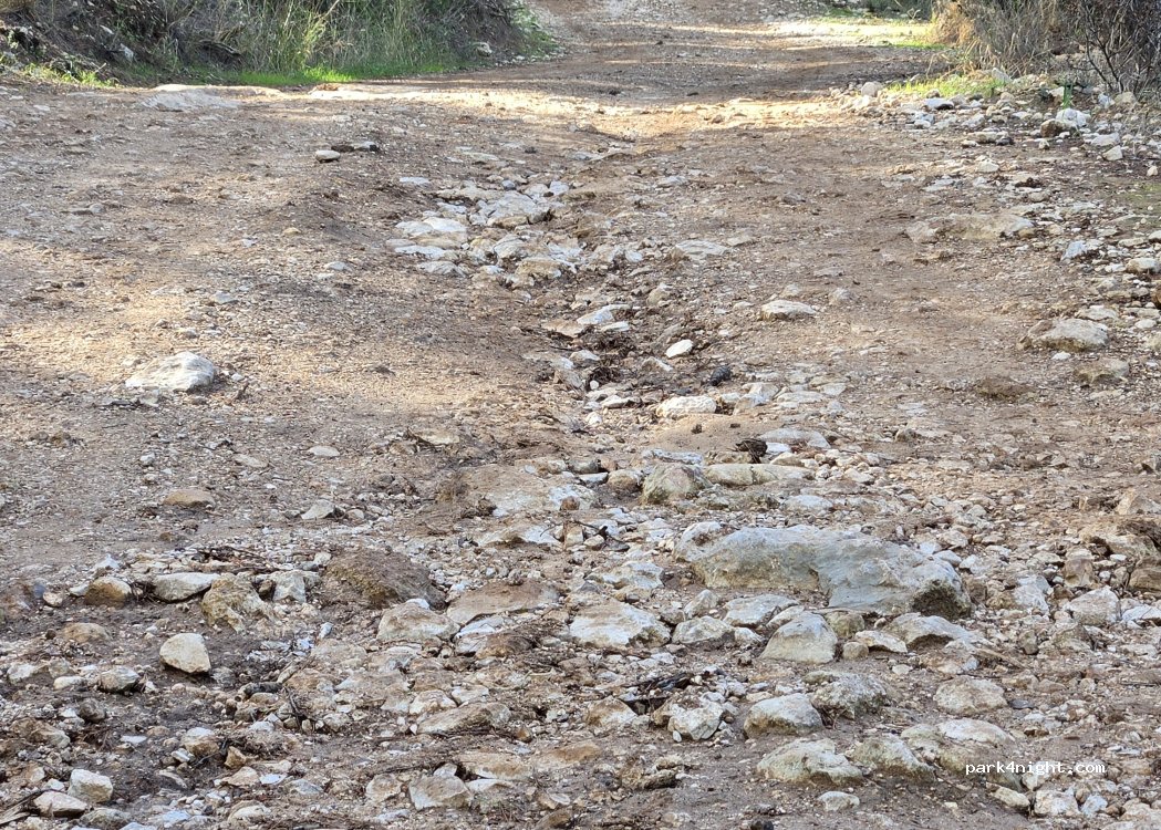 (203 00) Loutraki Agii Theodori - Unnamed Road — foto 4