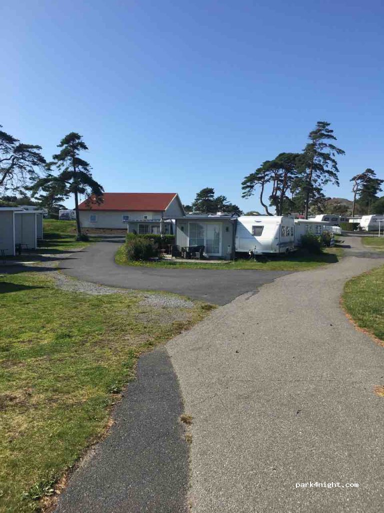 Solplassen & Rakke Camping AS — foto