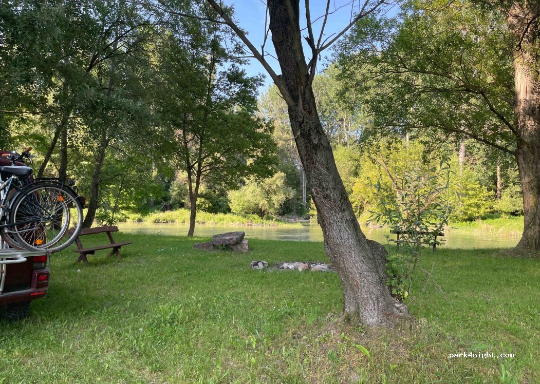 (9235) Dunaremete - Unnamed Road — foto 3