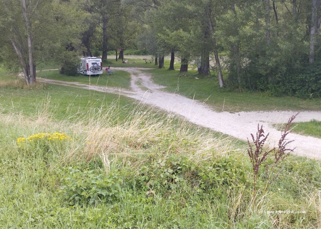 (9235) Dunaremete - Unnamed Road — foto 4