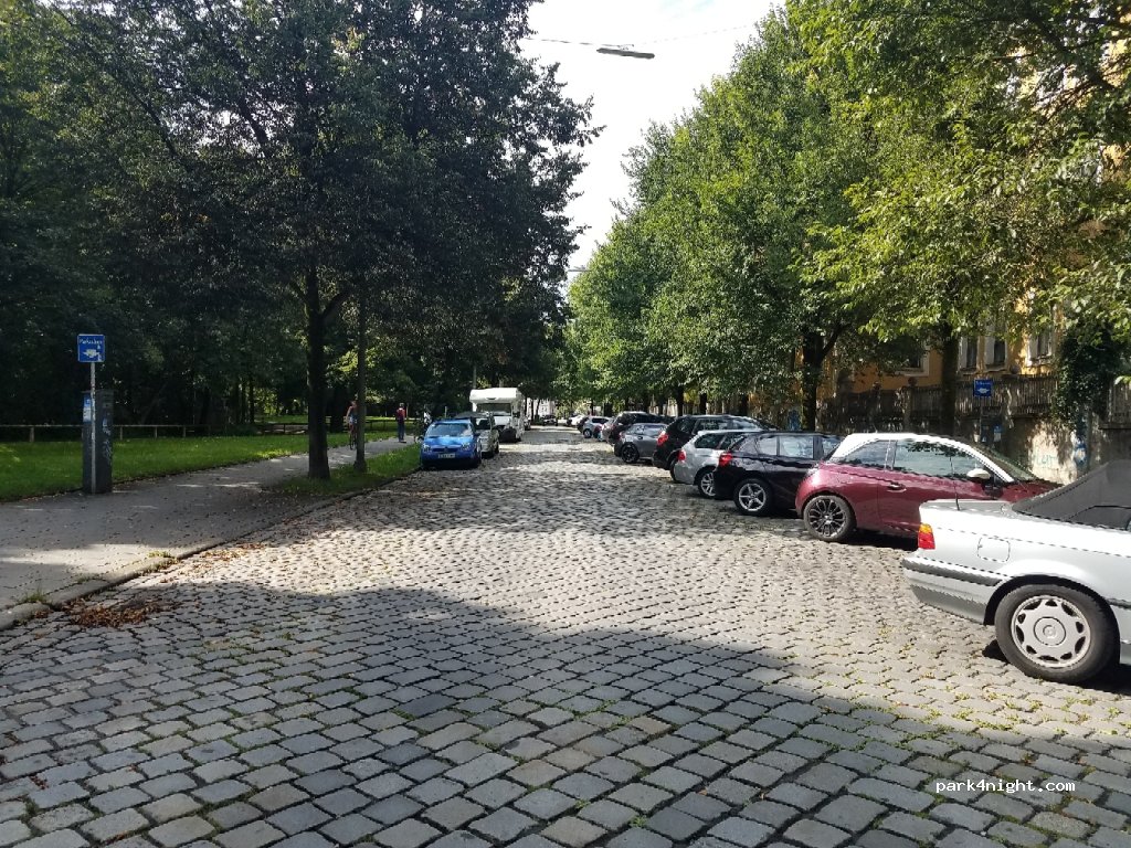 (81543) München - 2 Humboldtstraße — foto