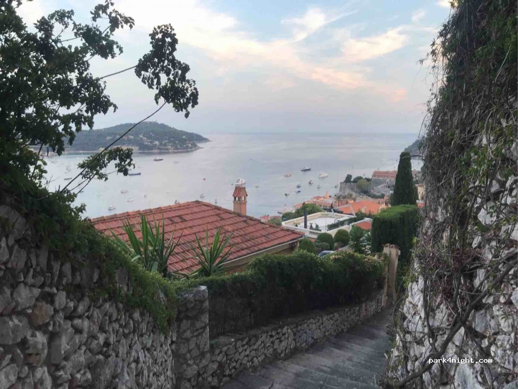 (06230) Villefranche-sur-Mer - 21 Boulevard Settimelli Lazare — foto 3