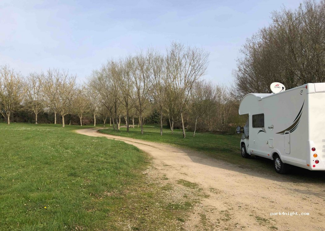 (85440) Saint-Hilaire-la-Forêt - Unnamed Road — foto 4