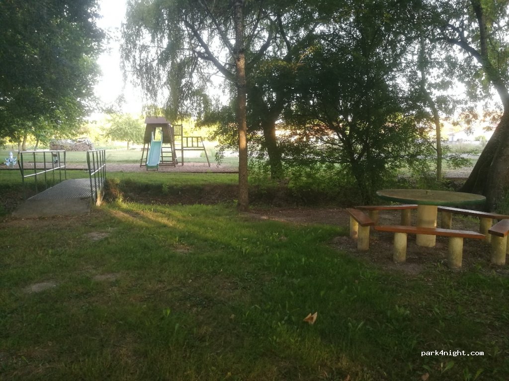 (17160) Haimps - 23 Rue du Moulin — foto