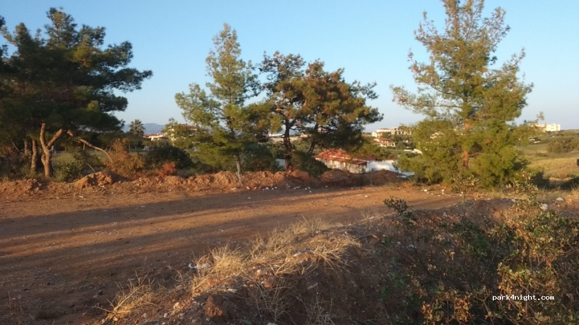 (632 00) Moudania - Unnamed Road — foto