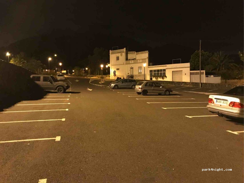 (38280) Tegueste - 16 Calle General Mola — foto 2