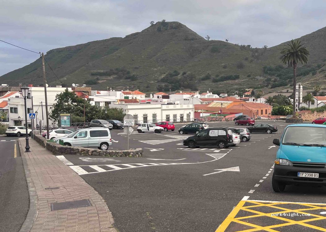 (38280) Tegueste - 16 Calle General Mola — foto 3