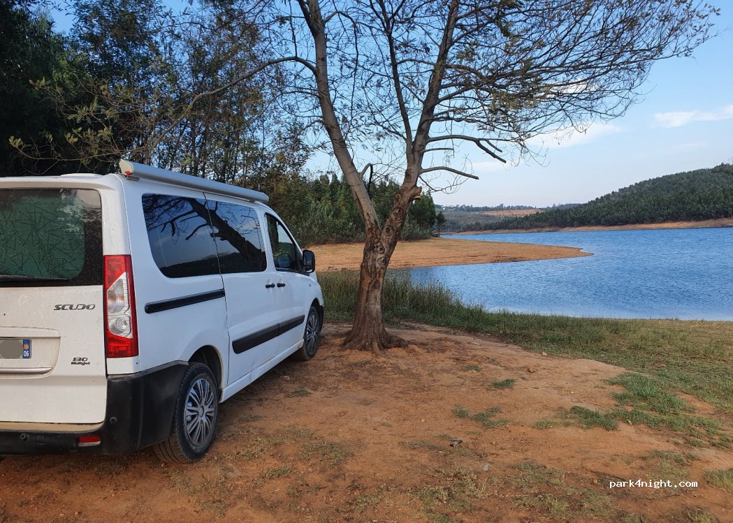 (3440) Pinheiro de Ázere - Praça Padre A. T. Dias — foto