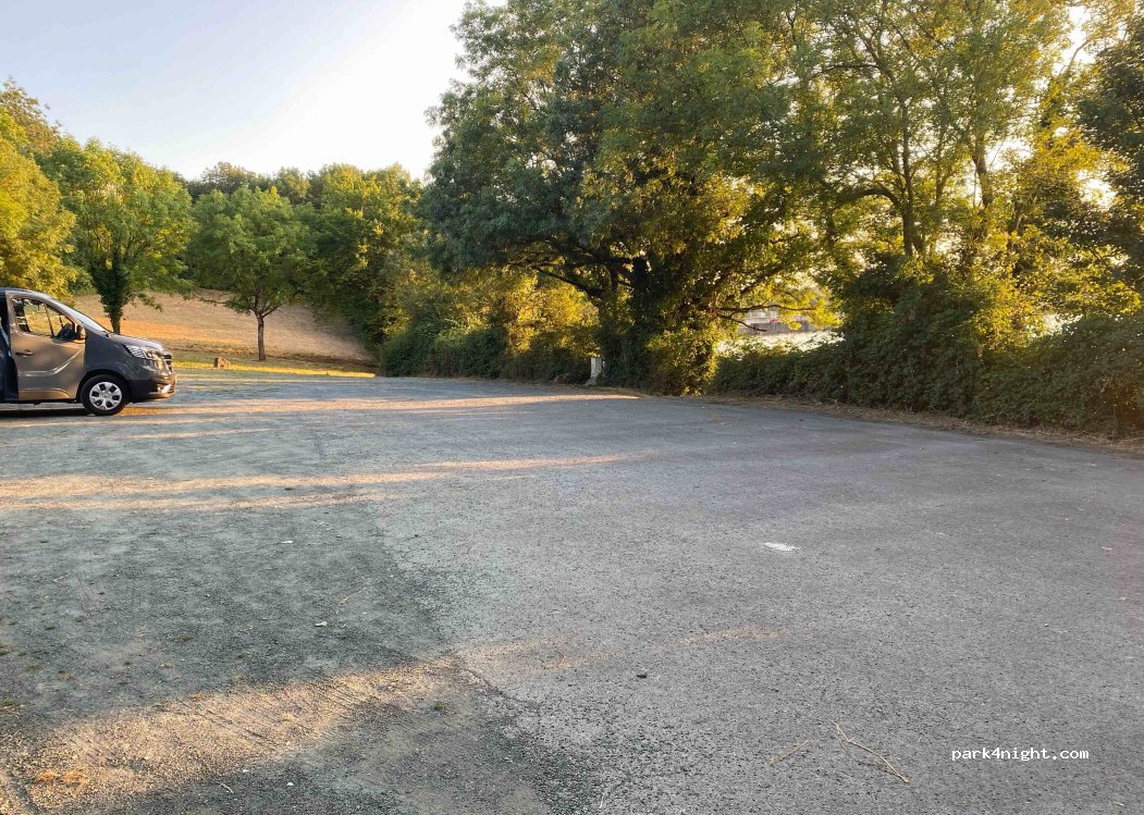 (85390) Bazoges-en-Pareds - Le Rochereau — foto 2