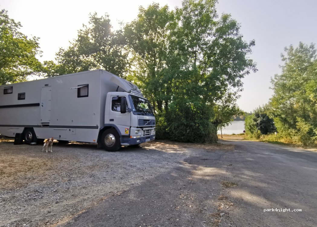 (85390) Bazoges-en-Pareds - Le Rochereau — foto 4