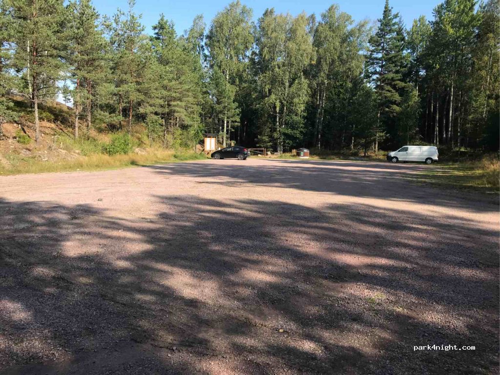 (02480) Kirkkonummi - 35 Tullandintie — foto