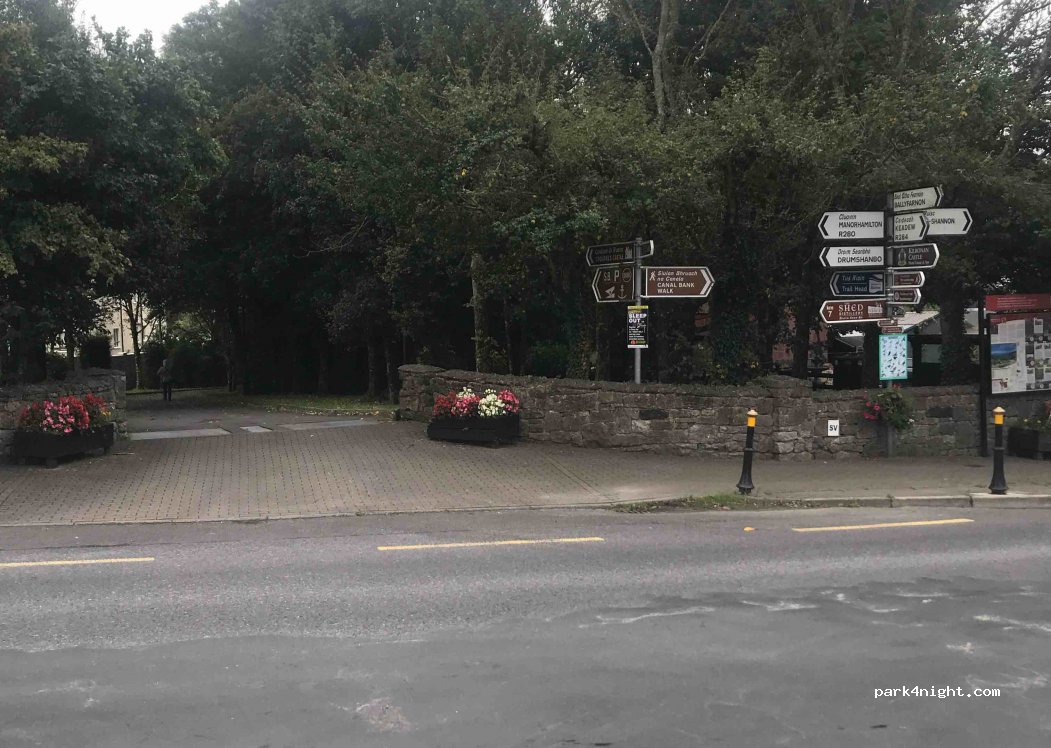 (N41 WF70) Leitrim Village - Anleger der Waterways of Ireland — foto