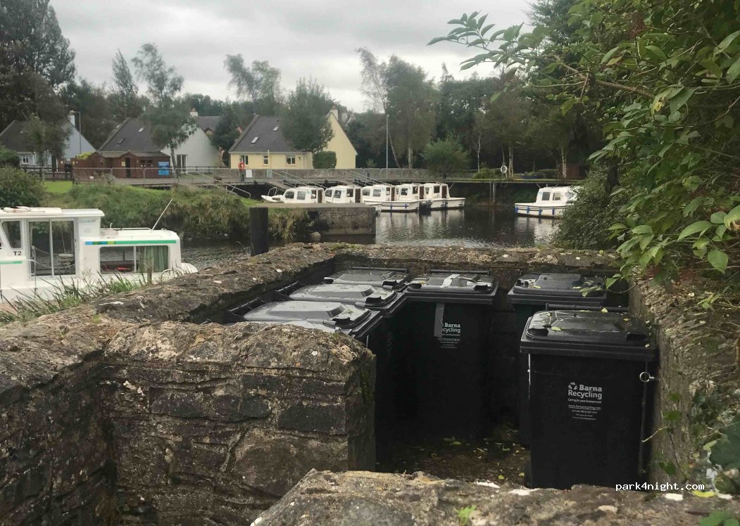 (N41 WF70) Leitrim Village - Anleger der Waterways of Ireland — foto 2