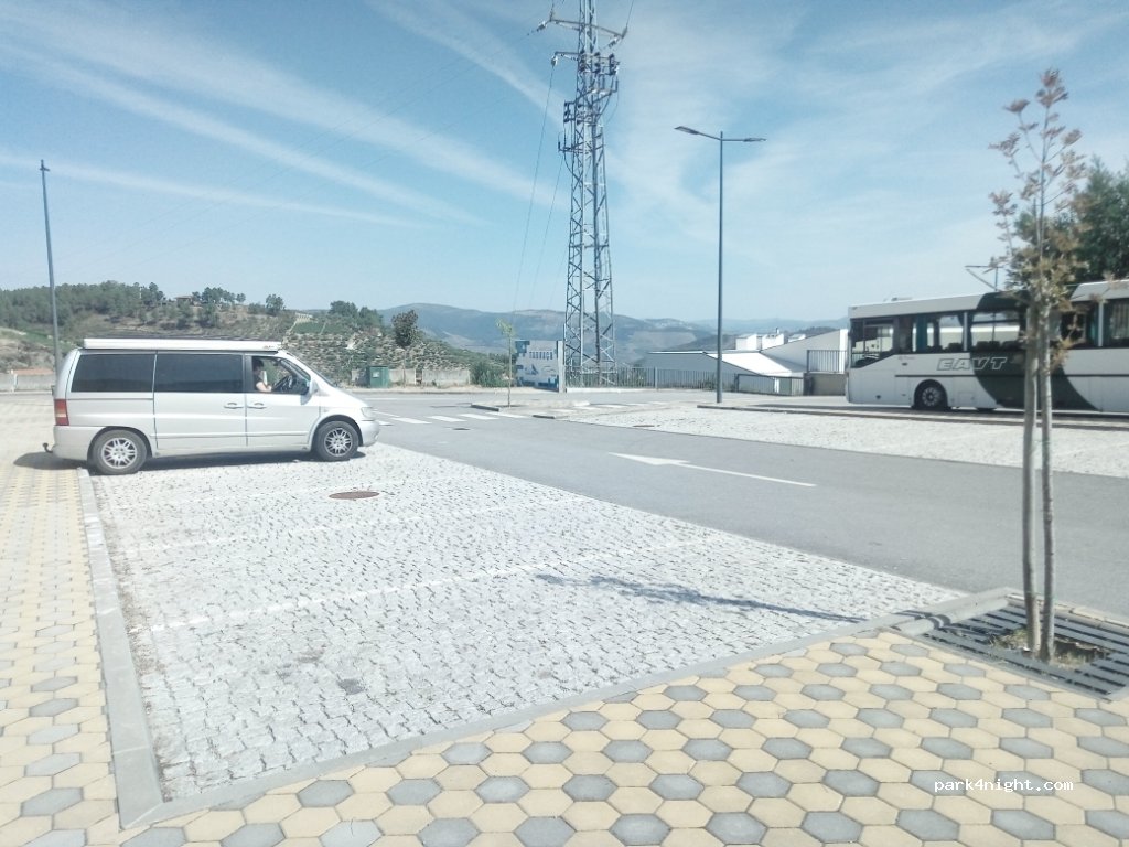 (5120) Tabuaço - 8 Bairro da Sertã, R. Abel Botelho — foto 3