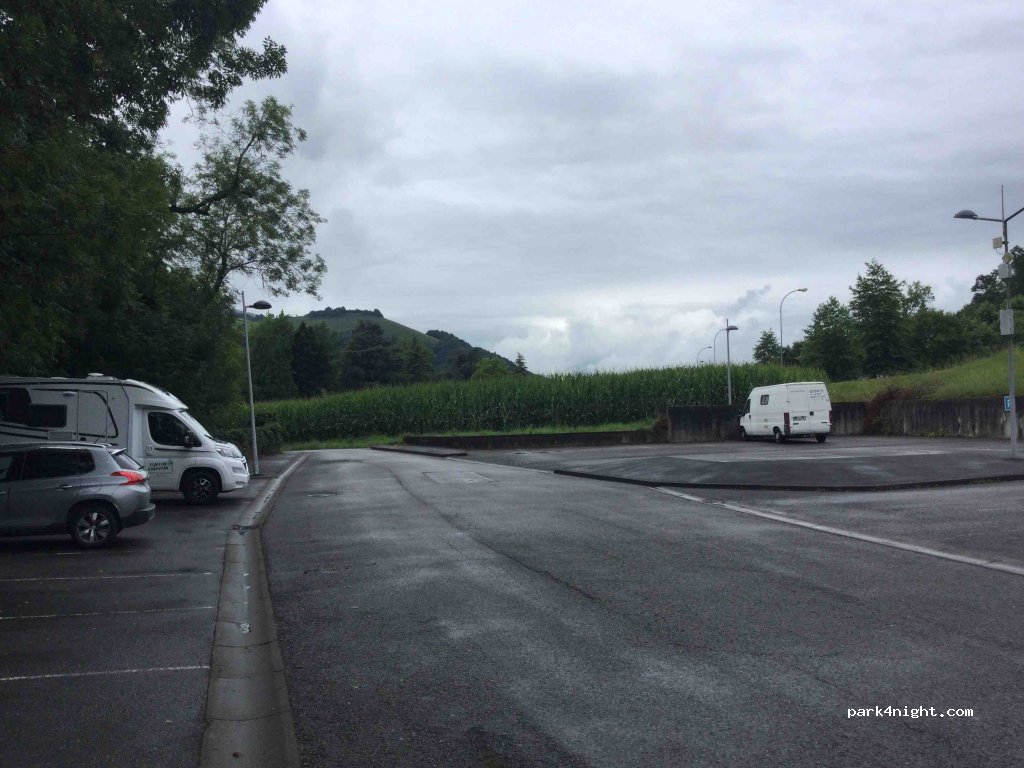 (64130) Mauléon-Licharre - 1 Rue du Jeu de Paume — foto