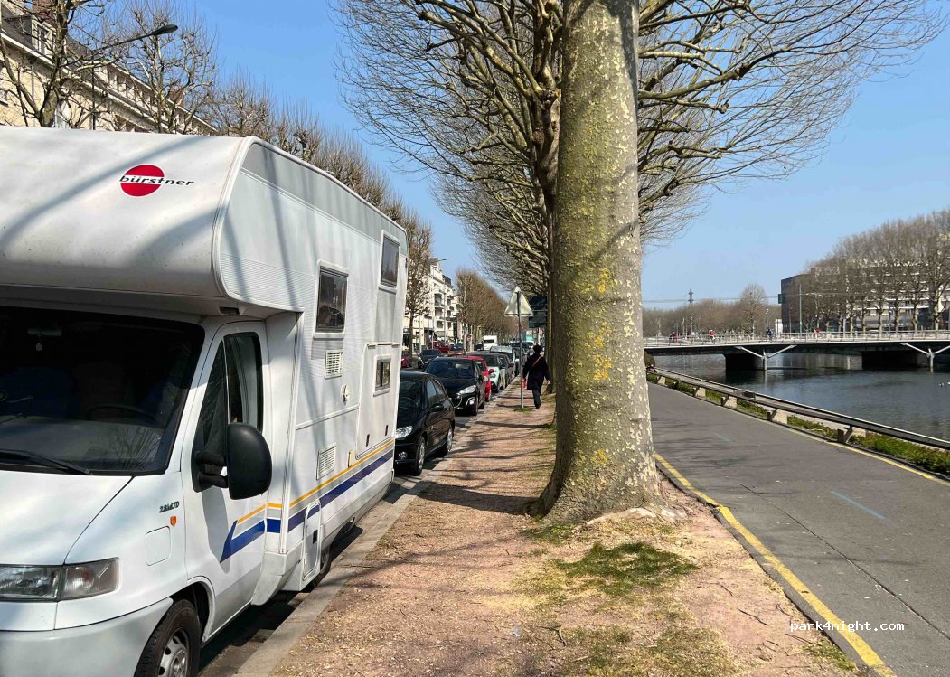 (14000) Caen - 13 Promenade Sévigné — foto 4