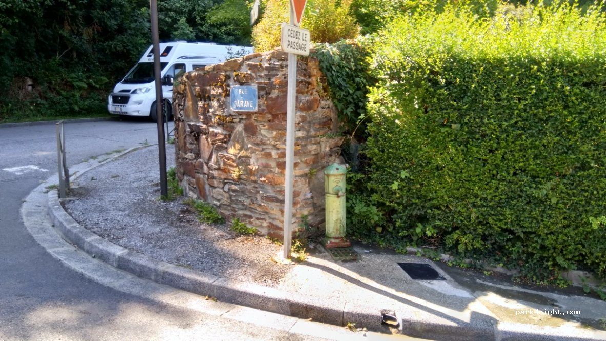 (31110) Bagnères-de-Luchon - 18 Rue Garave — foto 2