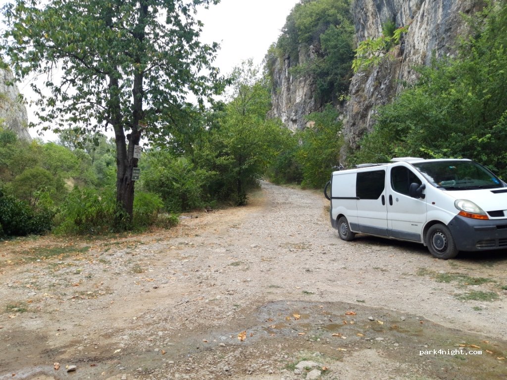 (5065) Emen - Unnamed Road — foto