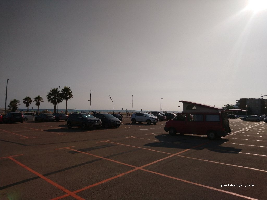 (08860) Castelldefels - 362 Passeig Marítim — foto 2