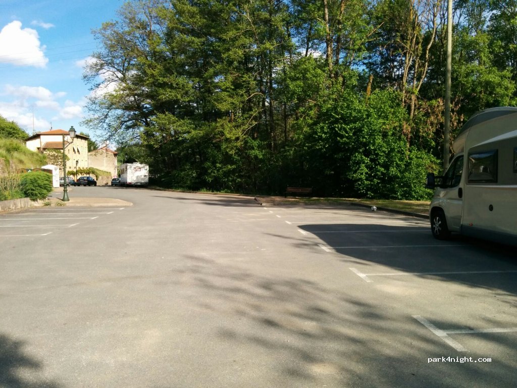 (69170) Saint-Clément-sur-Valsonne - Rue du Beaujolais — foto