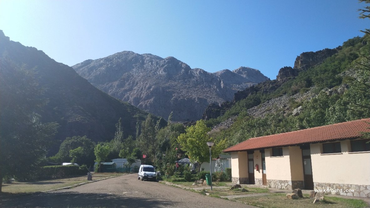 Camping Las Hoces de Vegacervera — foto