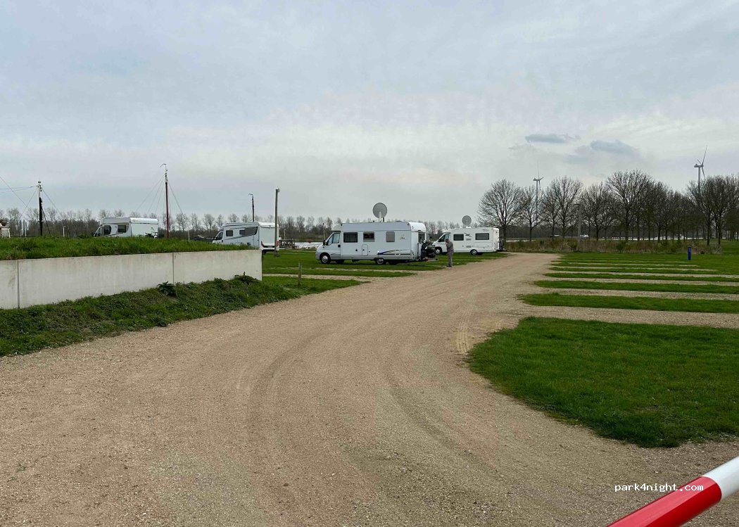 Camperplaats 't Eiland — foto 3