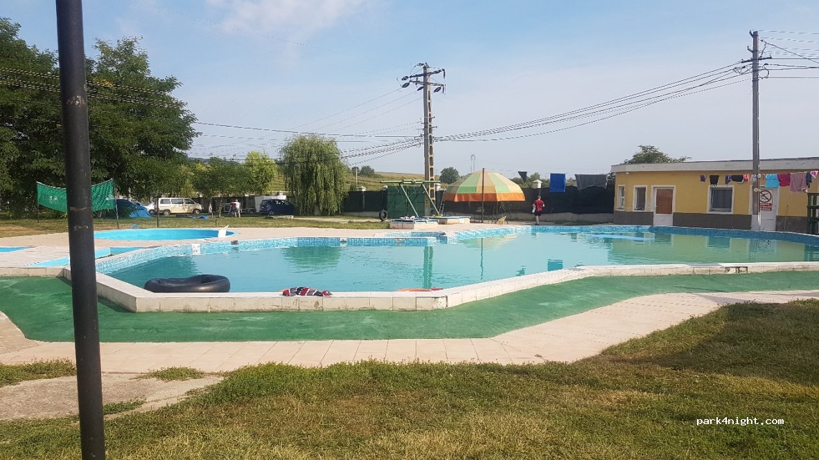 Camping Poarta Oilor — foto 2