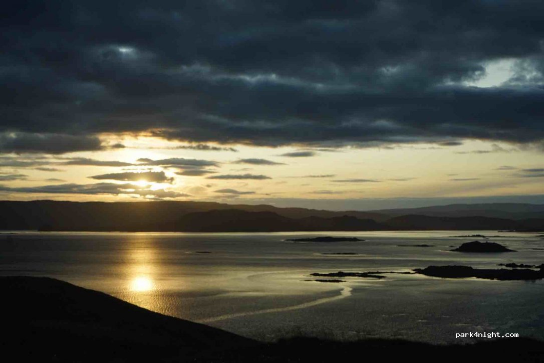 () Verzlunarstaður - Garpadalsvegur — foto 3