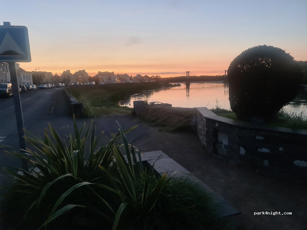 (49570) Mauges-sur-Loire - 33 Quai Monseigneur Provost — foto