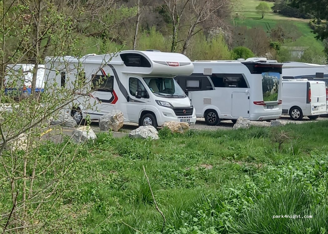 (09600) Montbel - 26 Av. de la République — foto 3