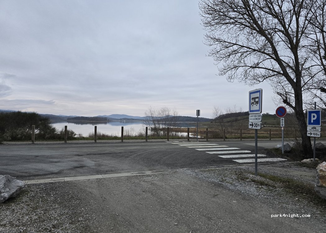 (09600) Montbel - 26 Av. de la République — foto 5