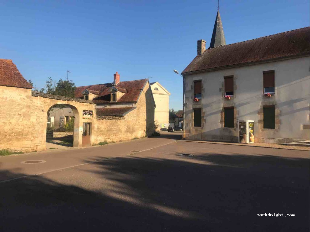 (21500) Savoisy - 2 Rue du Cimetière — foto 2