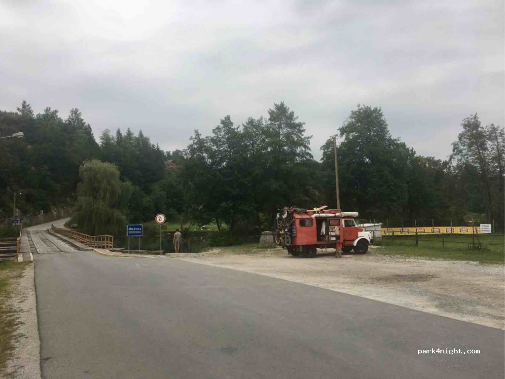 () Zvečaj - — foto