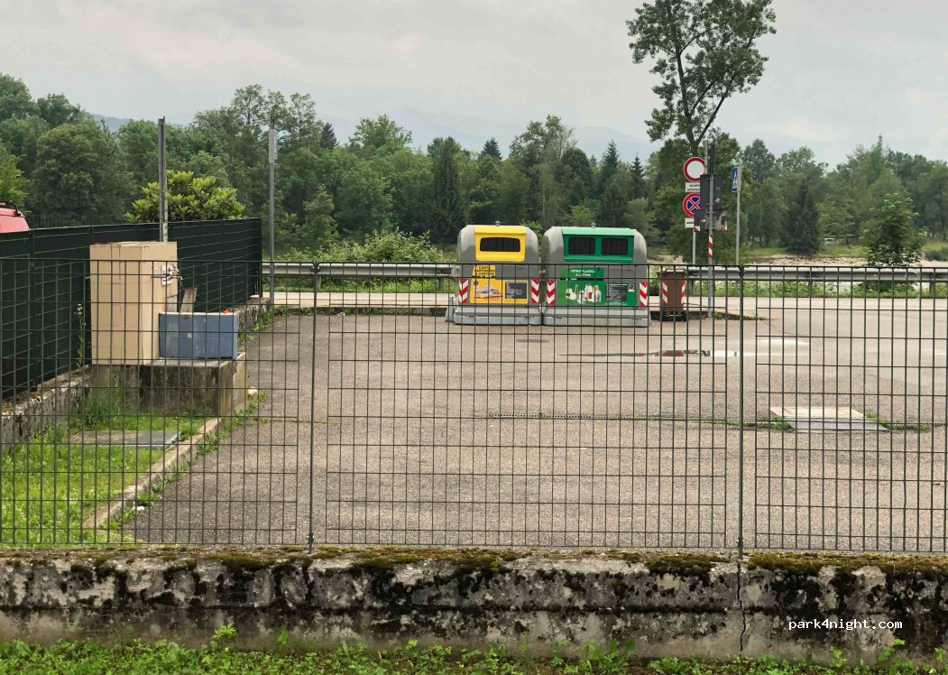 Area sosta camper Belluno — foto 2