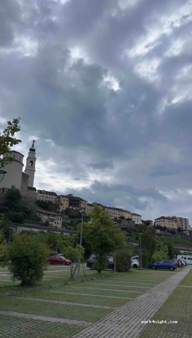 Area sosta camper Belluno — foto 4