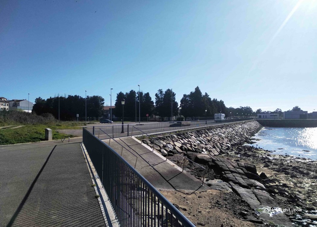 (36620) Vilanova de Arousa - 32 Rúa A Basella — foto 2