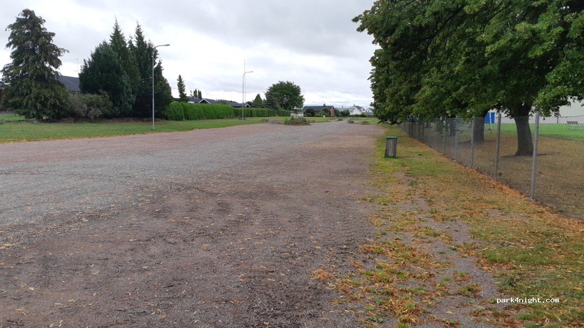 (592 40) Vadstena - 4 Svelviksvägen — foto