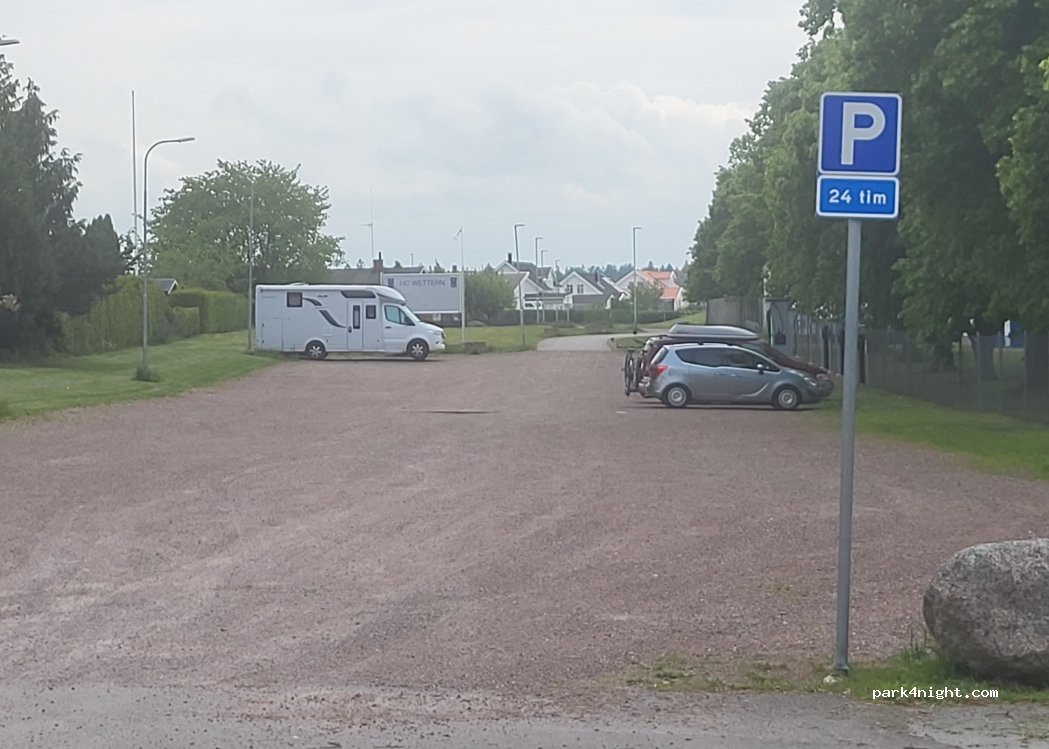 (592 40) Vadstena - 4 Svelviksvägen — foto 3