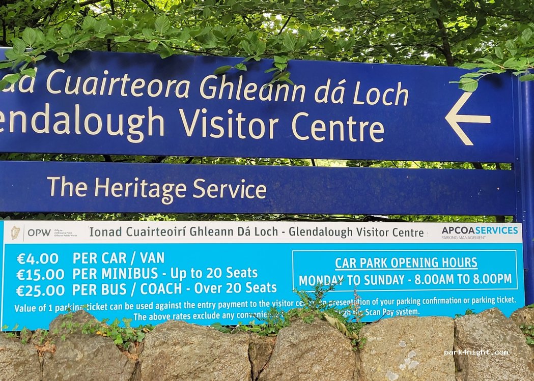 (2M44+Q5) Derrybawn, Co. Wicklow, - R757 Glendalough Upper Lake Car Park — foto 4