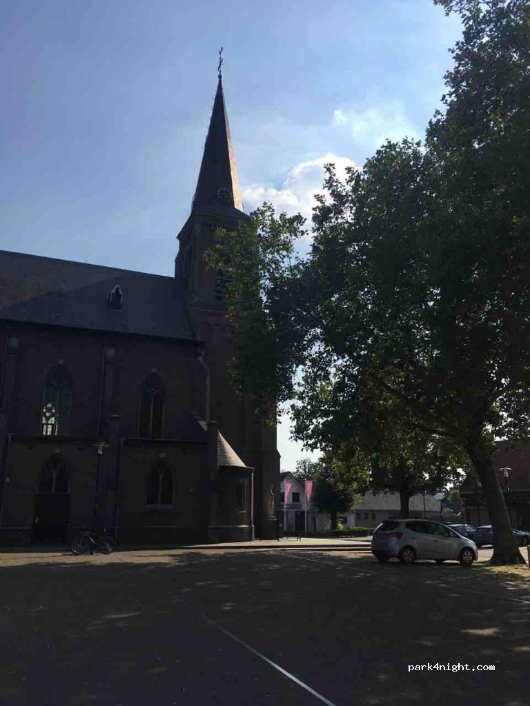 (5364 PT) Escharen - 2 Burgemeester de Bourbonplein — foto 2