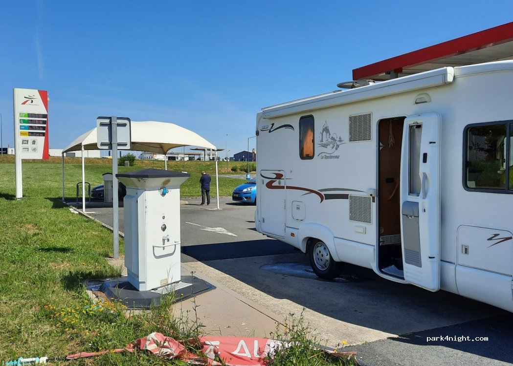 (57340) Morhange - 1 Avenue Georges Pompidou — foto 4