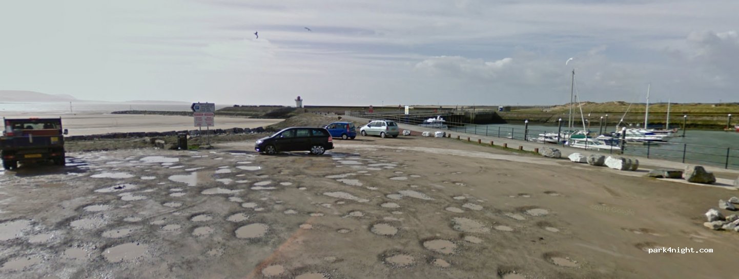 (MQH2+HV) Burry Port - Unnamed Road — foto