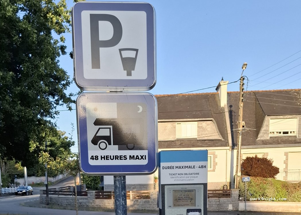 (29900) Concarneau - Rue Lumière — foto 5