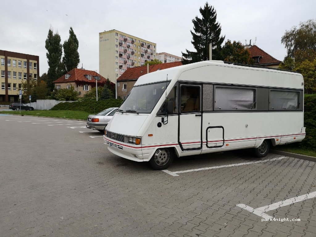 (11-041) Olsztyn - 3 Ernesta Kościńskiego, Plac Solidarności — foto