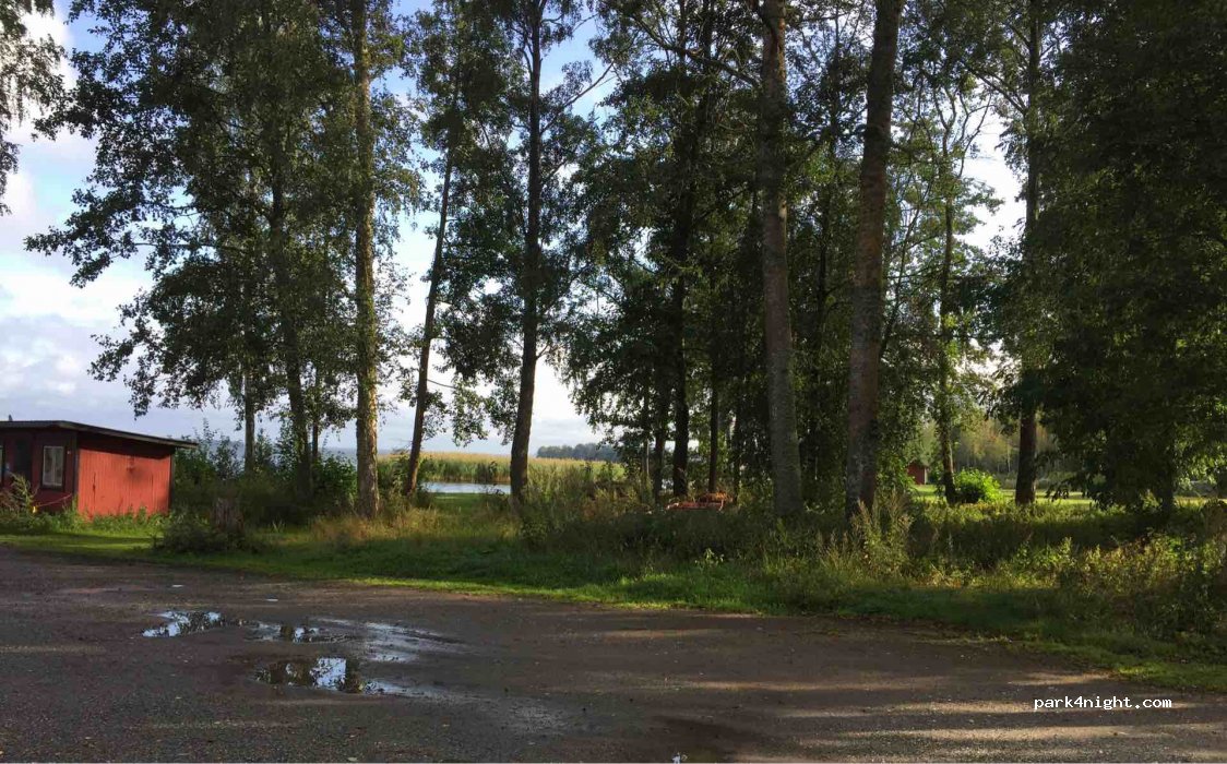 Ställplats Lungers hamn — foto