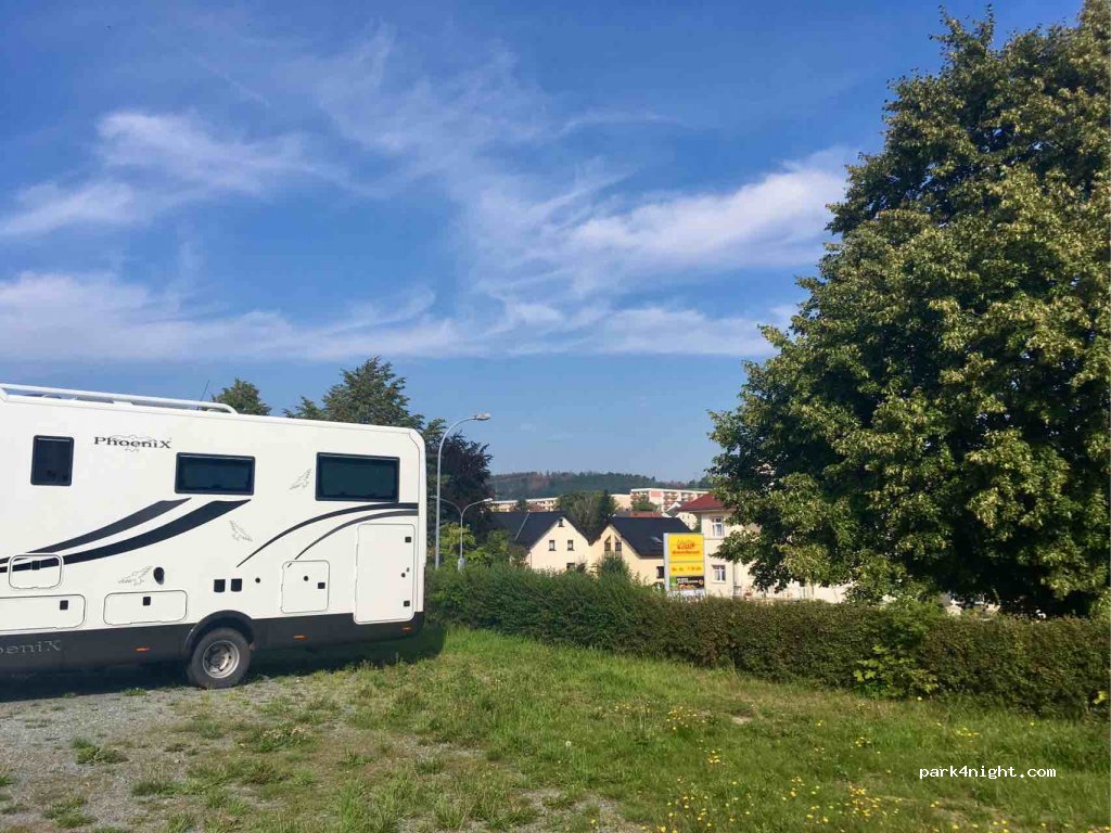 Wohnmobilstellplatz an der Schnapsbrennerei — foto 2
