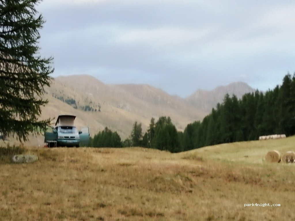 (05350) Molines-en-Queyras - Unnamed Road — foto